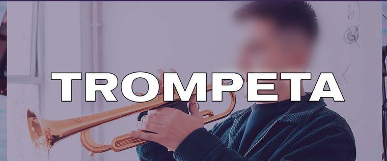 Alumno de Zamar tocando trompeta